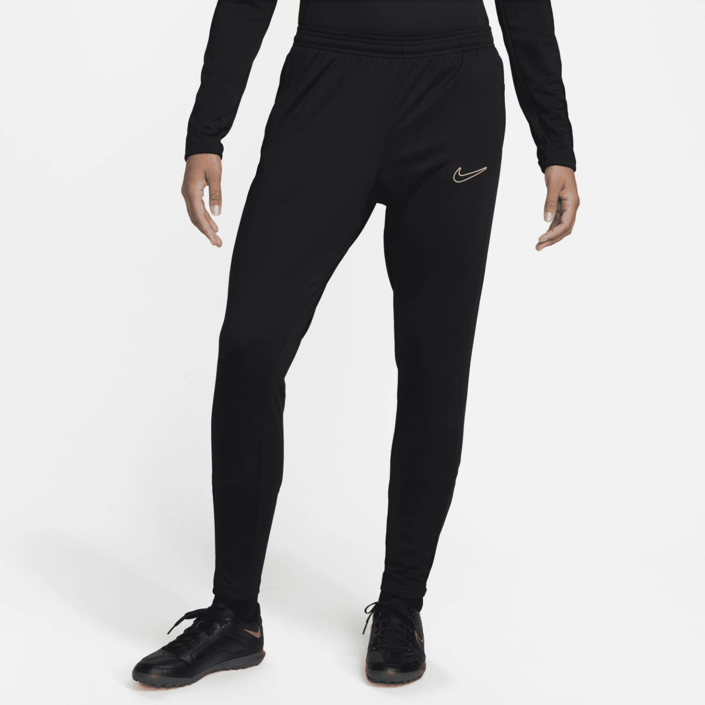 Sprinter Nike Woman Dri-FIT Academy (DX0508)black/black/metallic gold Chándales