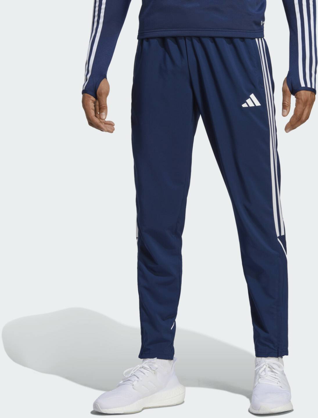 Chándales Sprinter Adidas Man Tiro 23 League Woven Pants team navy blue 2 (IB5013)